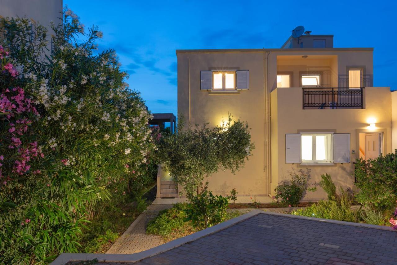 Casa Di Mario Lägenhet Kokkini Hani Exteriör bild